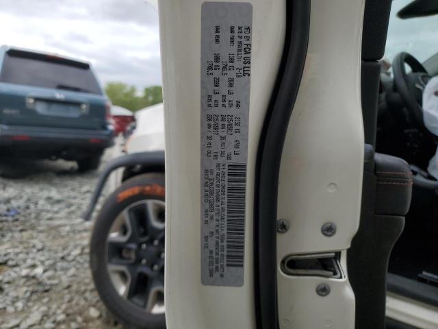 3C4NJDDB0JT320879 Jeep Compass Trailhawk