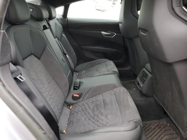 WAUFJBFW8N7010155 Audi E-tron Gt Premium Plus