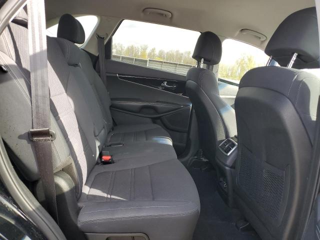 5XYPGDA32HG282514 KIA SORENTO LX