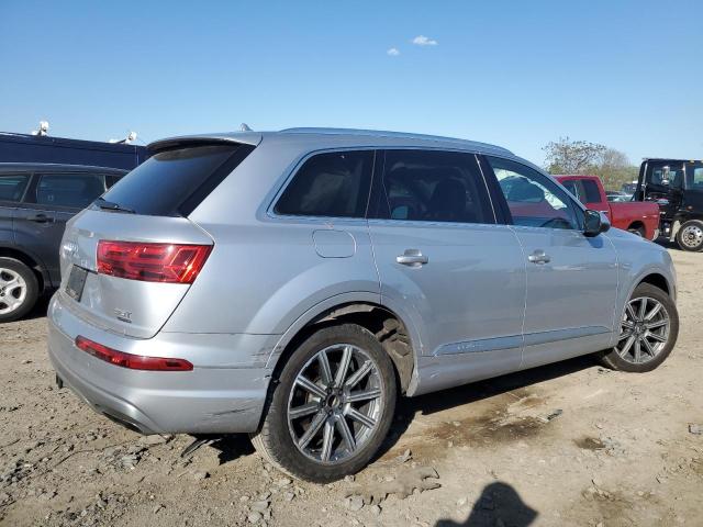 WA1LAAF74JD034953 Audi Q7 Premium Plus