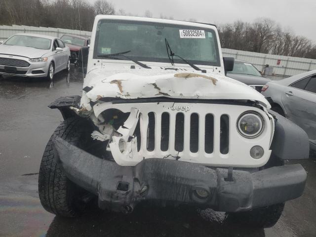 1C4BJWDG5GL146757 Jeep Wrangler Unlimited Sport
