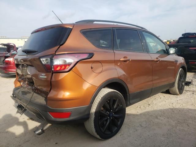1FMCU0GD2HUE20949 Ford ESCAPE SE