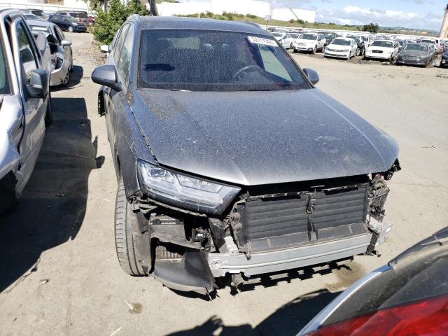 WA1LAAF74JD017280 Audi Q7 Premium Plus