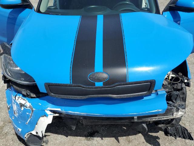 KNDJN2A25F7182330 KIA Soul
