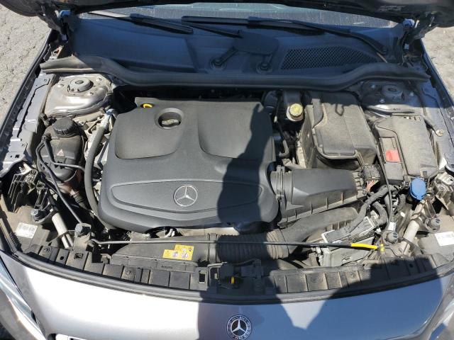 WDCTG4EBXJJ478328 Mercedes-Benz GLA 250