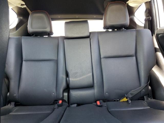 JTMNFREV7JJ751976 Toyota RAV4 SE
