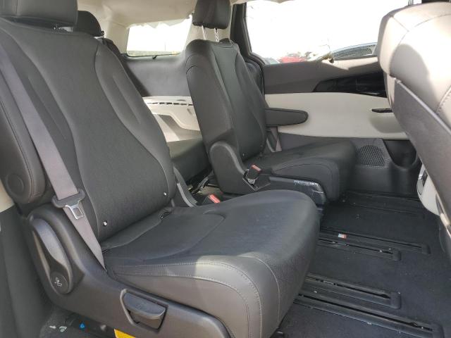 KNDNC5H32R6338437 KIA Carnival Ex