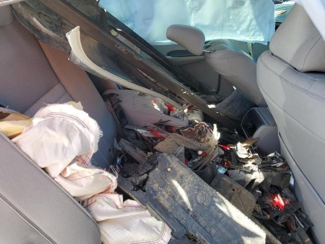 4T4BF1FK2FR513159 Toyota CAMRY LE