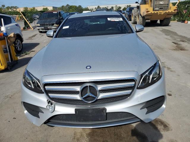 WDDZF4KB4HA020128 Mercedes-Benz E 300 4matic