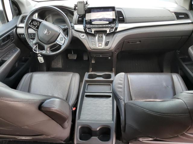5FNRL6H82JB061090 Honda Odyssey Touring