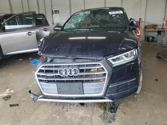 WA1BNAFY4K2049801 Audi Q5 Premium Plus