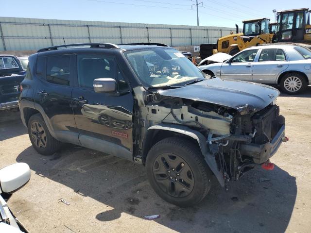 ZACCJBCB5JPH05228 Jeep Renegade Trailhawk