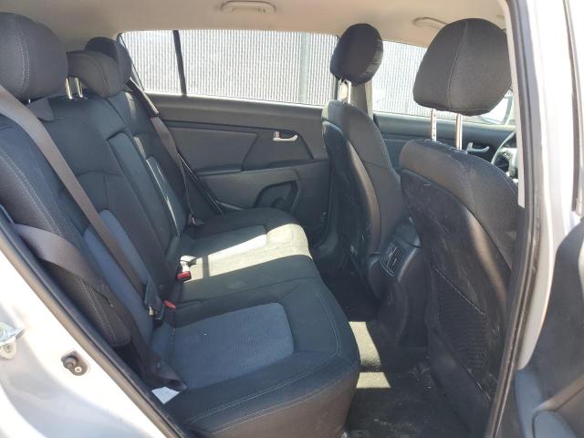 KNDPB3ACXF7744322 KIA Sportage Lx