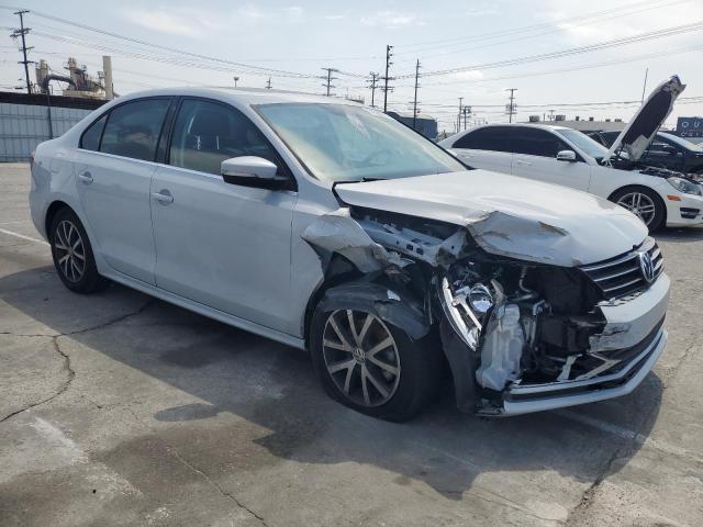 3VWDB7AJ2HM397387 Volkswagen JETTA SE