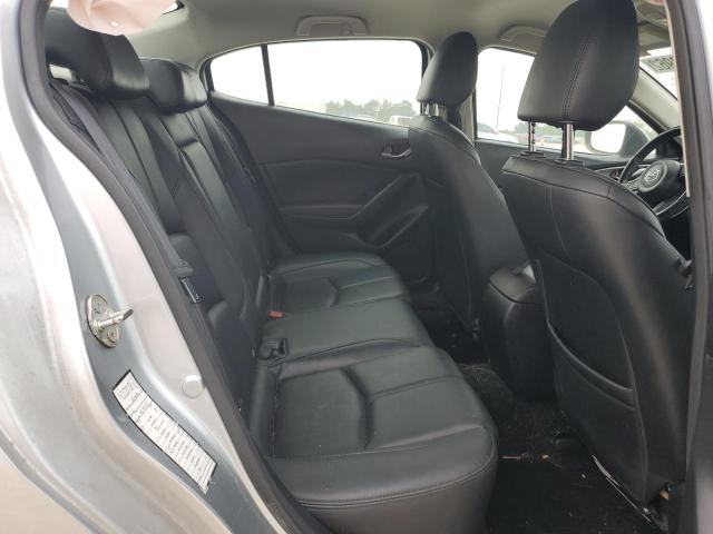 3MZBN1V35JM207885 Mazda 3 TOURING