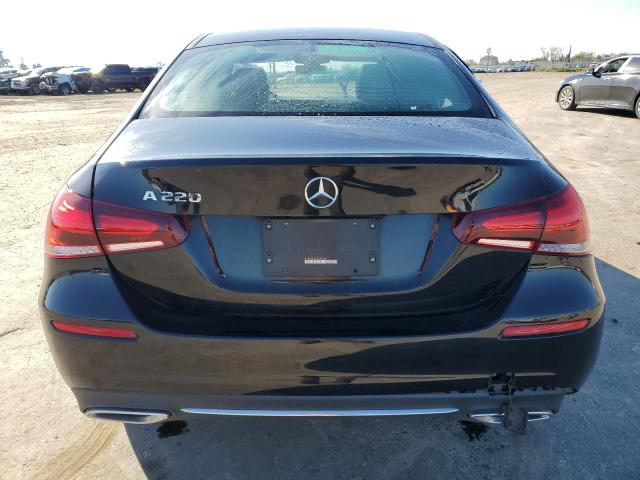 W1K3G4EB5MJ286718 Mercedes-Benz A 220