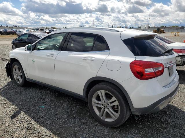 WDCTG4EB5KU014928 Mercedes-Benz GLA 250