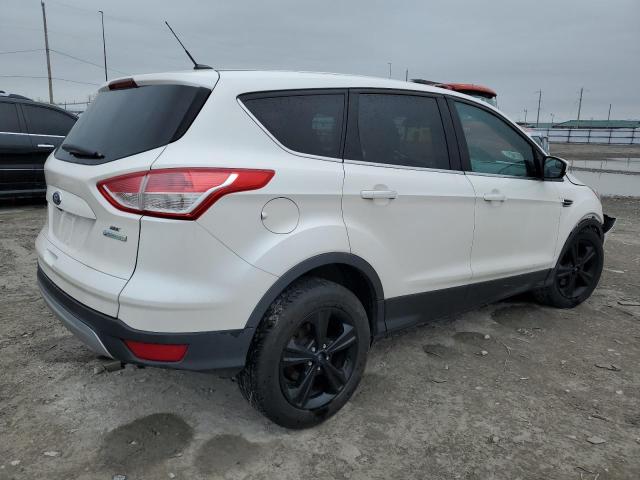 1FMCU0GX5EUB83847 Ford ESCAPE SE