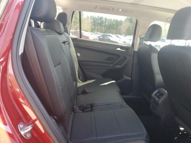 3VV2B7AX0JM013211 Volkswagen TIGUAN SE