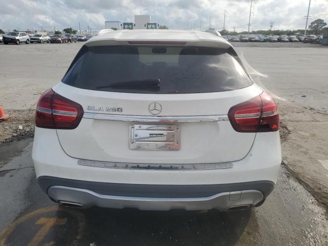 WDCTG4EB6LU028001 Mercedes-Benz GLA 250