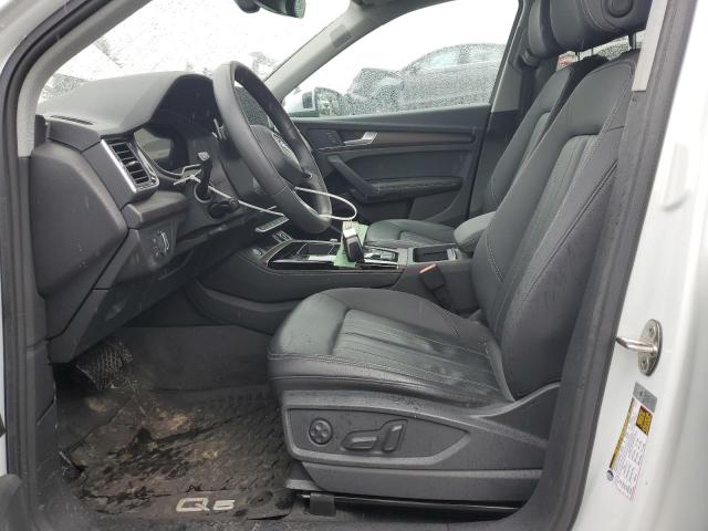 WA1BAAFY0M2023582 Audi Q5 Premium Plus