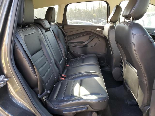 1FMCU9J93KUC33462 Ford Escape Titanium