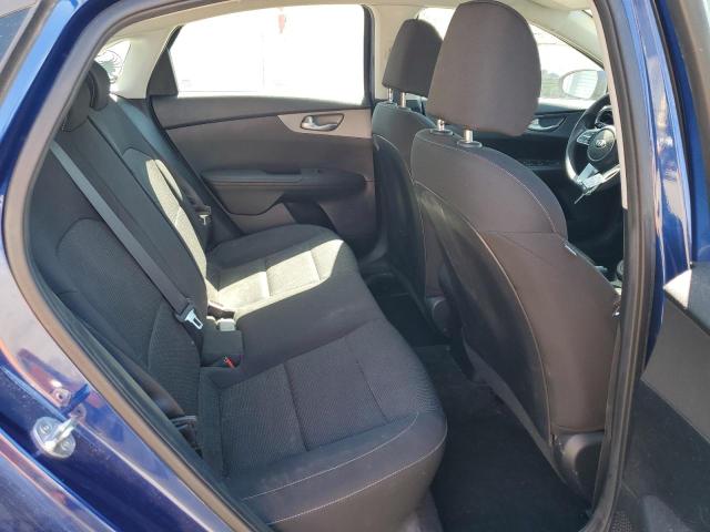 3KPF24AD2KE076231 KIA FORTE FE