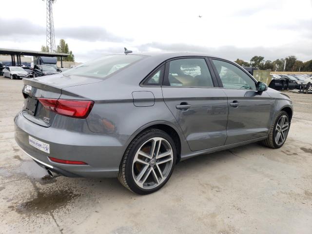 WAUB8GFFXJ1061628 Audi A3 PREMIUM