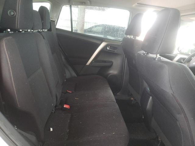 JTMWFREV1FD056886 Toyota Rav4 Xle