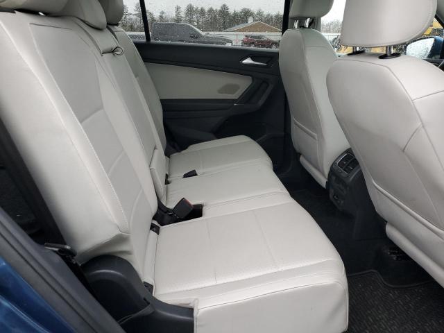 3VV2B7AXXJM029318 Volkswagen TIGUAN SE