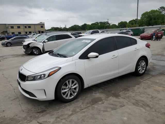 Auction sale of the 2017 Kia Forte Lx, vin: 3KPFL4A72HE117537, lot number: 52007734