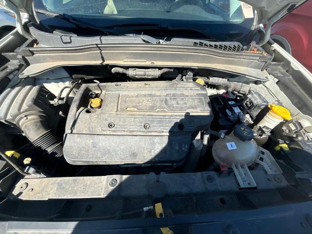 ZACCJABH0FPB57762 Jeep Renegade Latitude