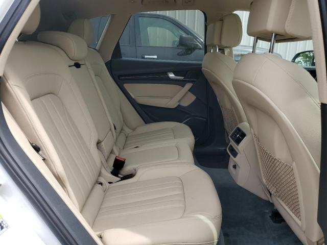 WA1BNAFY0J2081868 Audi Q5 Premium Plus