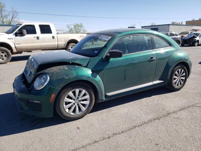 51217974 :رقم المزاد ، 3VWF17ATXHM618277 vin ، 2017 Volkswagen Beetle 1.8t مزاد بيع