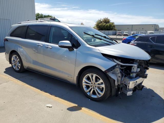 5TDERKEC1MS026152 Toyota Sienna Limited