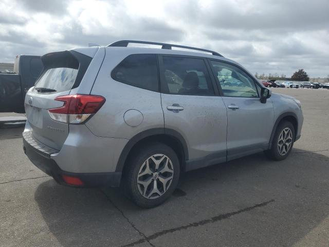 JF2SKAGC5KH461998 Subaru Forester Premium