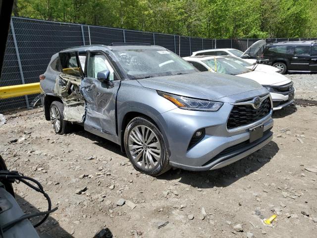 5TDFZRBHXMS117112 Toyota Highlander Platinum