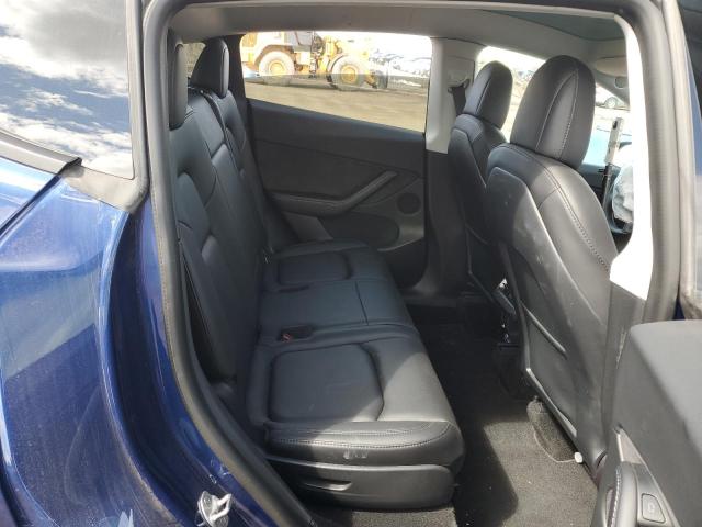 7SAYGAEE3NF329456 Tesla Model Y