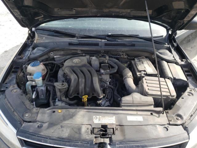 3VW2K7AJ8FM277341 Volkswagen JETTA BASE