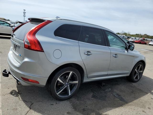YV4902RH8F2585190 Volvo Xc60 T6 R-design Platinum