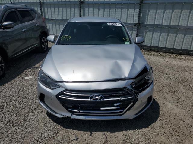 5NPD74LF7JH355658 Hyundai ELANTRA SE