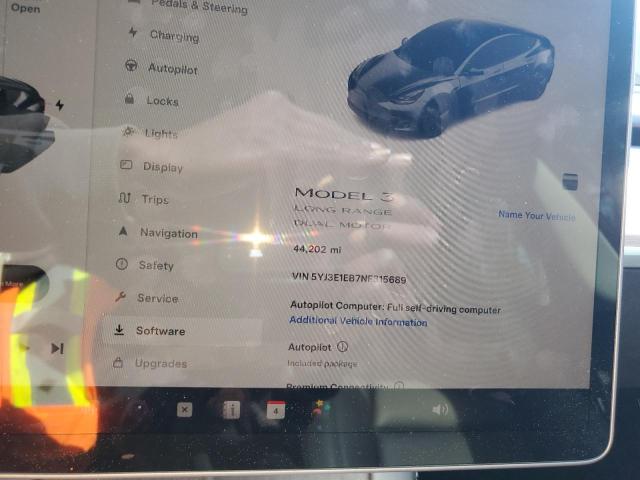 5YJ3E1EB7NF315689 Tesla MODEL 3