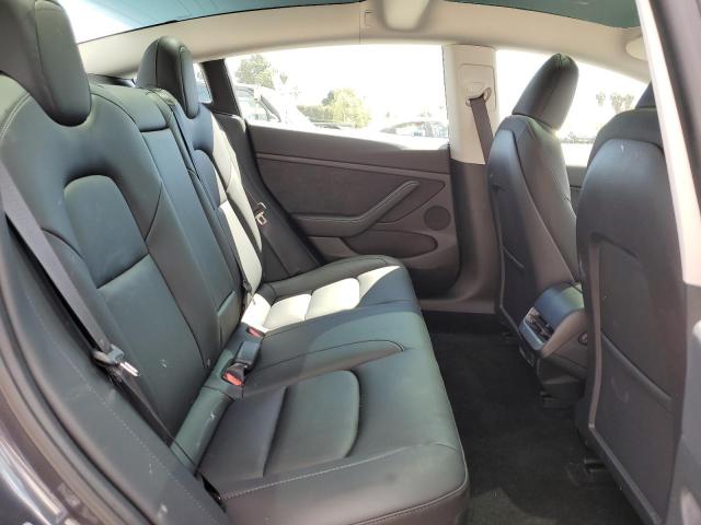 5YJ3E1EAXPF686078 Tesla MODEL 3