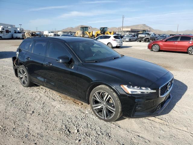 YV1102EM4L2369586 Volvo V60 T5 R-design