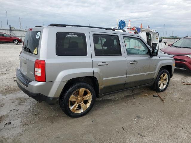 1C4NJRFB1ED760129 Jeep Patriot Latitude