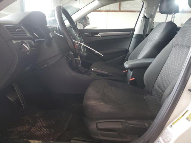 1VWAT7A32GC046058 Volkswagen PASSAT S