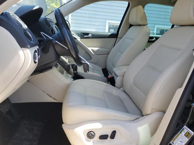 WVGBV7AX8GW518875 Volkswagen TIGUAN S