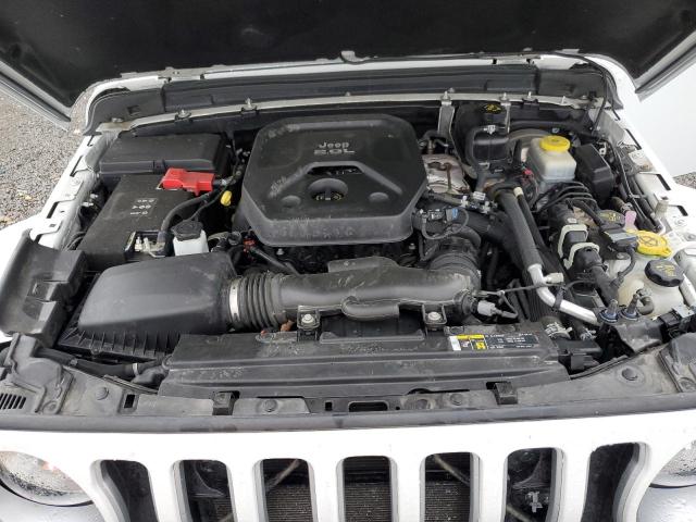 1C4HJXEN9JW325757 Jeep Wrangler Unlimited Sahara