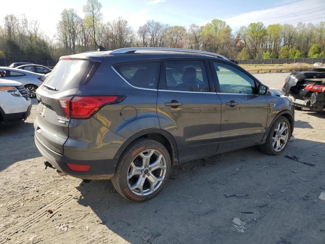 1FMCU9J93KUC33462 Ford Escape Titanium
