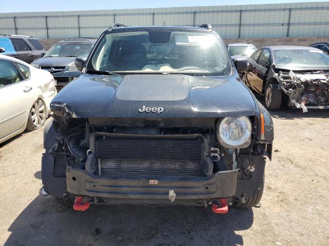 ZACCJBCB5JPH05228 Jeep Renegade Trailhawk